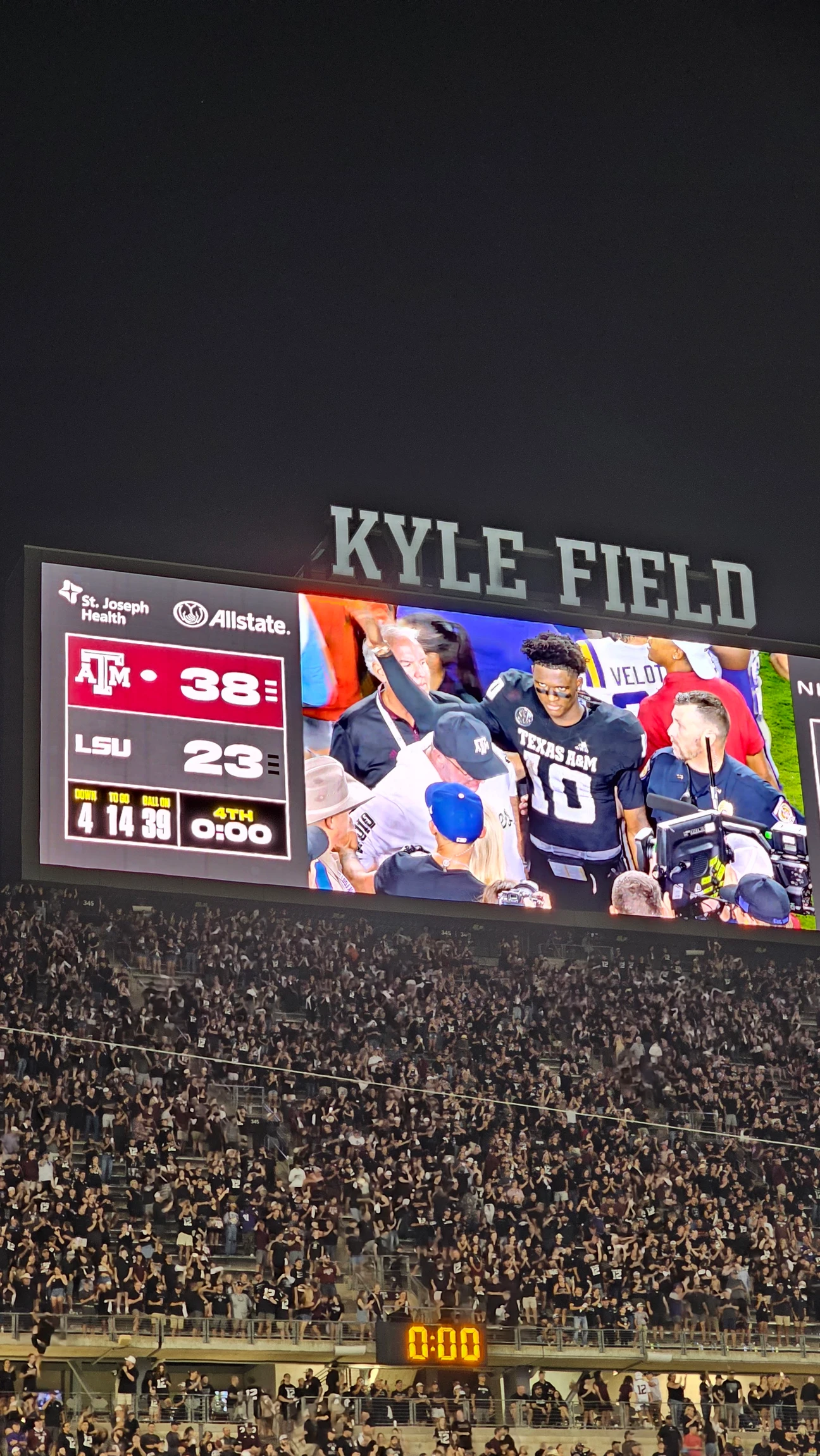 Photo 6 of Am Football - Gym in College Station