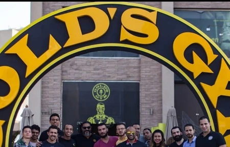 Gold's gym beverly hills