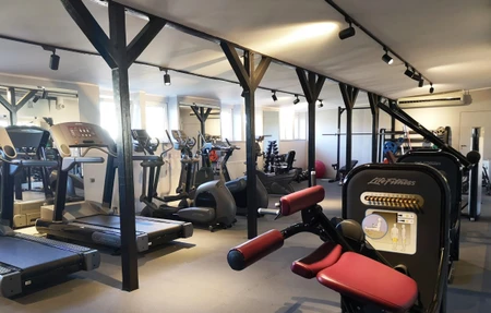 Aerobics & Dance Fitness Club