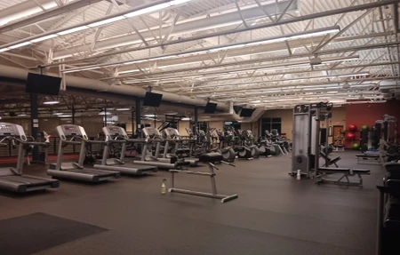 Dale Howard Family Activity Center - Gym in Iowa Falls