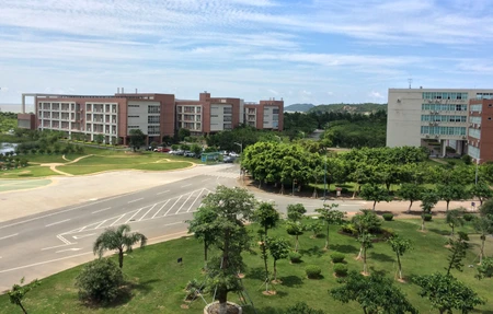 Zhuhai Campus Of Jilin University Jianmei Caoguan