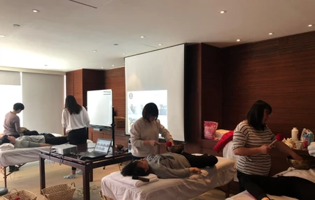 空瑪那Kamala頌缽-瑜珈師資培訓 放鬆療癒工作坊 印度100.200小時國際認證 冥想課程教學 睡眠治療 呼吸 銅缽療法工作坊 瑜珈師資認證