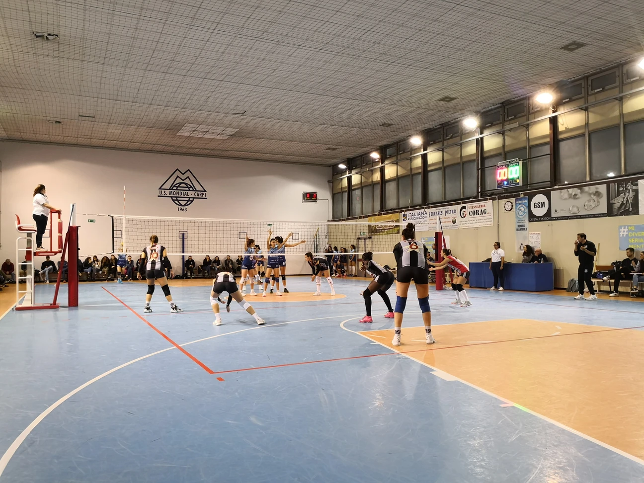Municipal Floriano Welsh Gym