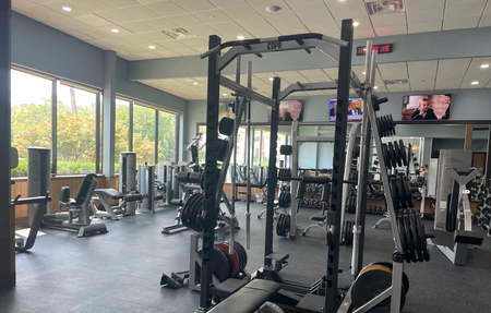 Vision Sports Club - Gym in Pearl River, United States
