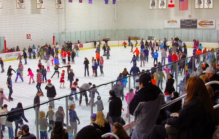 Scott R. Triphahn Community Center & Ice Arena