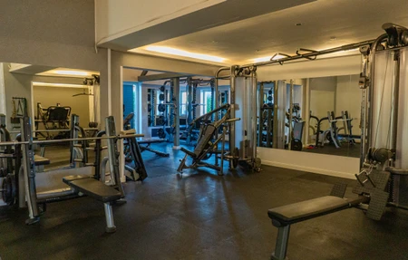 Step By Step Fitnessstudio