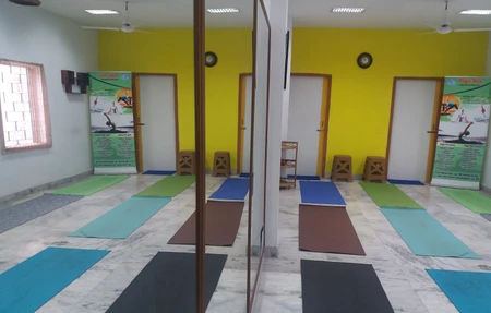 Yoga Sea