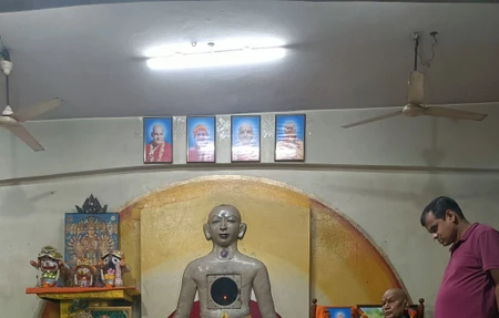 Satyananda Yoga