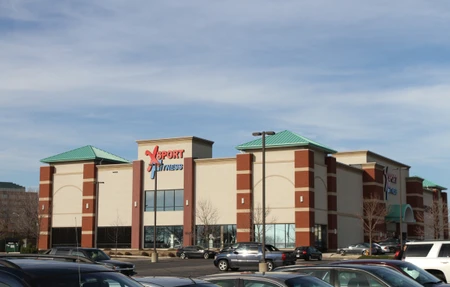Xsport Fitness - Gym in Downers Grove