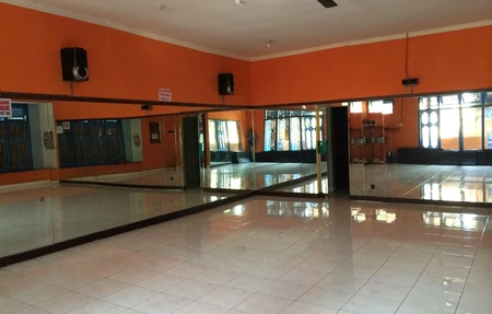 Uli Studio Tukad Unda No 15 Renon Denpasar