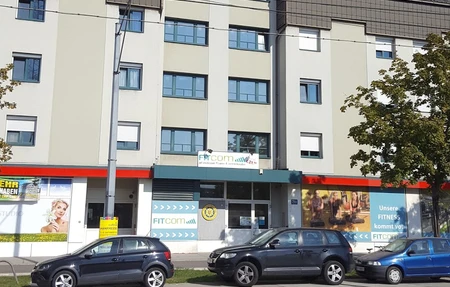 Fitcom Squash & Fitness Center Simmering