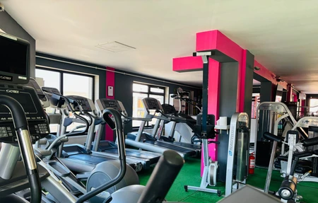 Nauty Fitness - Gym in Florești, Romania