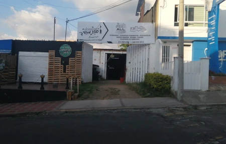 Club De Gimnasia Y Porrismo Red 2'30"