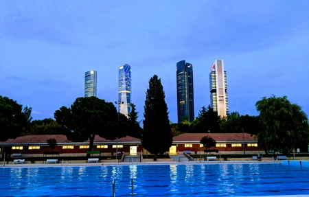 Piscina Barrio Pilar