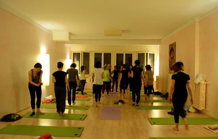 Istituto Yoga Moksha Asdc