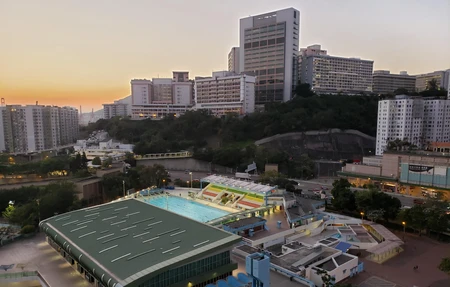 Lai Chi Kok Park Swimming Pool