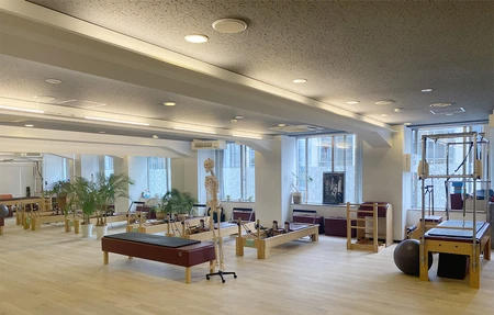 Zen Place Sannomiya Studio - Gym in Kobe