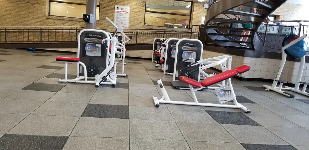 Photo 9 of YMCA-YWCA of Winnipeg - Downtown Branch Gym