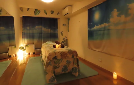 Azabu Yoga Morning Yoga Class - Gym in Minato City