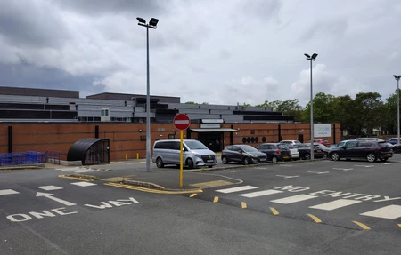 Peter Lloyd Leisure Centre