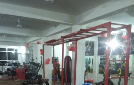 Matrix Fitness Unisex Gym