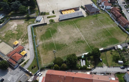 Campo Sportivo Esperia Nichelino Di Torino