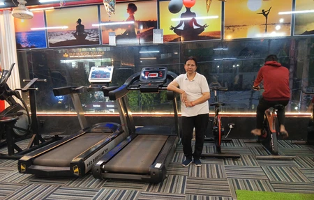 Fitness First Unisex Gym