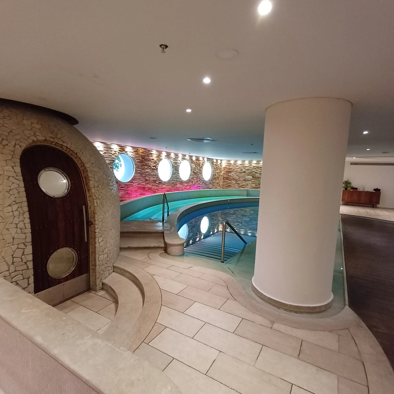 Sana Hiltonia Health & Fitness Centre