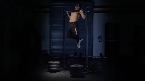 CHEST TO BAR PULL-UP