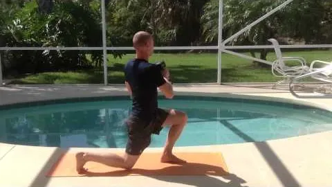 Dumbbell Reverse Lunge and Rotation