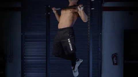 Kipping Chest to Bar Pull-Up