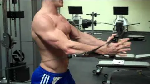 Middle Cable Chest Fly