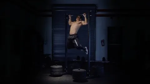 Butterfly Chest to Bar PULL-UP