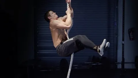 L-Sit Rope Climb