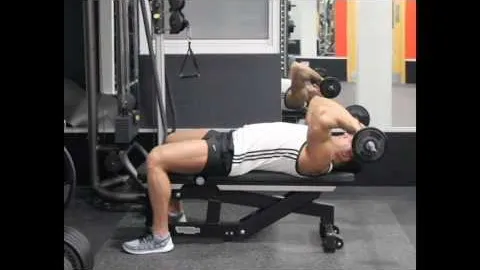 Lying Close Grip Barbell Triceps Extension